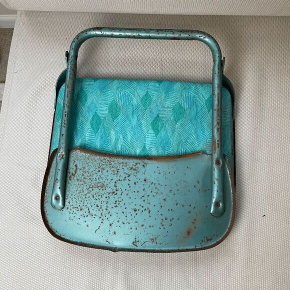 Vintage 1950s Teal Folding Stadium Chair w/ Aqua Mod Print Cushion - Picture 3 of 7
